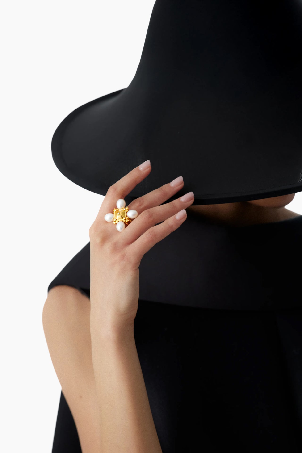 The Devotion Ring - Gold