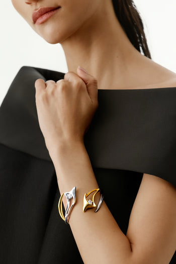 Orbital Lily Cuff - Gold